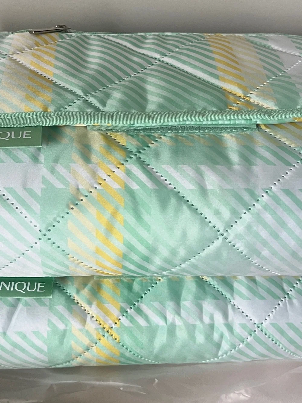 Clinique Mint & Yellow Quilted Travel Throw with Zip Pouch